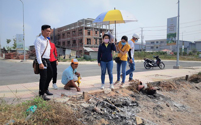 Nếu gồng lãi ngân hàng, chuyên gia khuyên, NĐT nên mạnh dạn BĐS tài sản ra