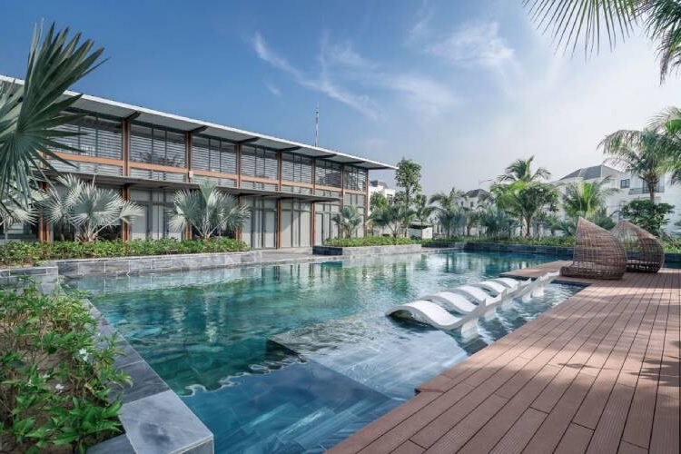 Hình ảnh thực tế dự án West Lakes Golf & Villas tháng 11/2021